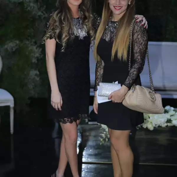 Pilar Hernández y Giselle Villicana