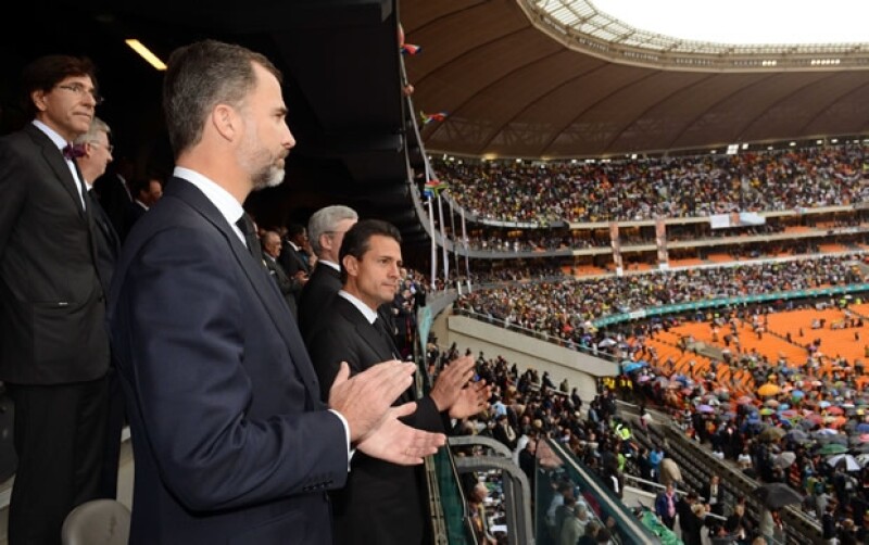 El Funeral de Estado se llevó a cabo en el FNB Stadium en Johannesburgo.