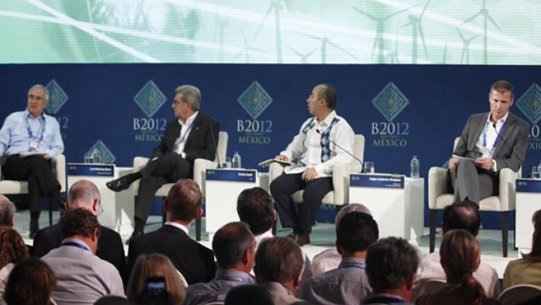 México y la Unión Europea (UE) acordaron buscar de manera conjunta las medidas que permitan superar la crisis económica y mejorar la arquitectura financiera internacional, así como generar un crecimiento sostenido.