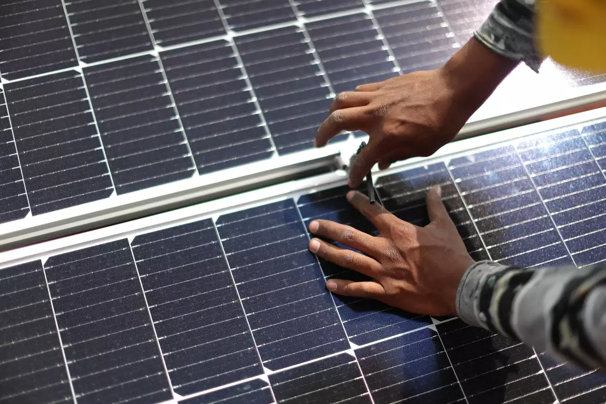 ¿Por qué en México casi no hay paneles solares en viviendas?
