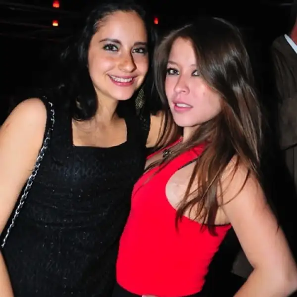 Barbie Saret y Carli Tie