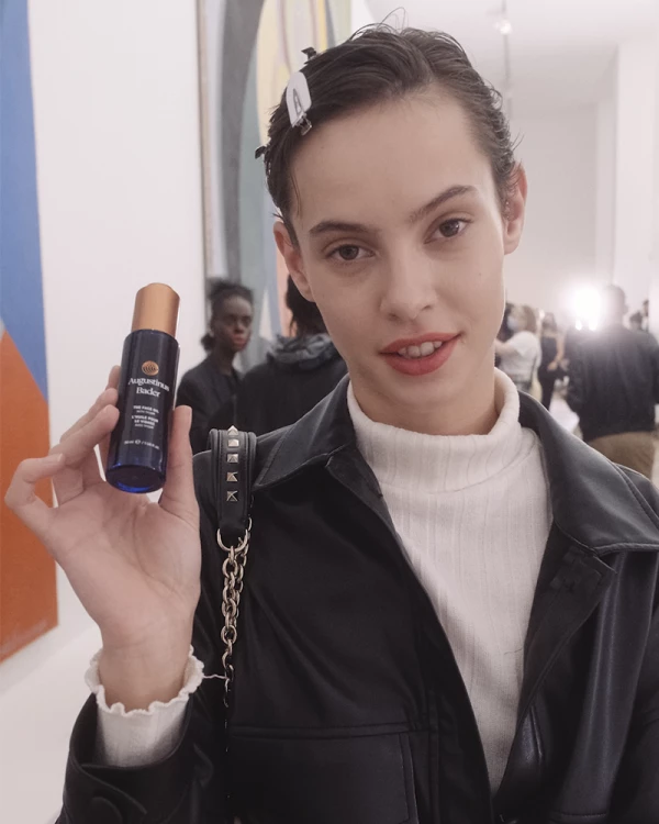 colaboración-augustinus-bader-giambattista-valli-pfw-preparar-piel-skin-prep-tfc8-modelos-piel-complexión-aspecto-desfile-facialista-productos-luminosidad-hidratar.jpg