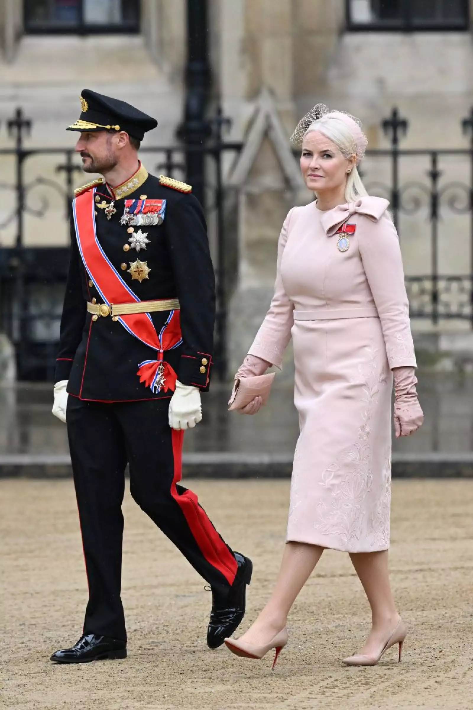 Haakon y Mete Maritt en la coronación del rey Carlos III