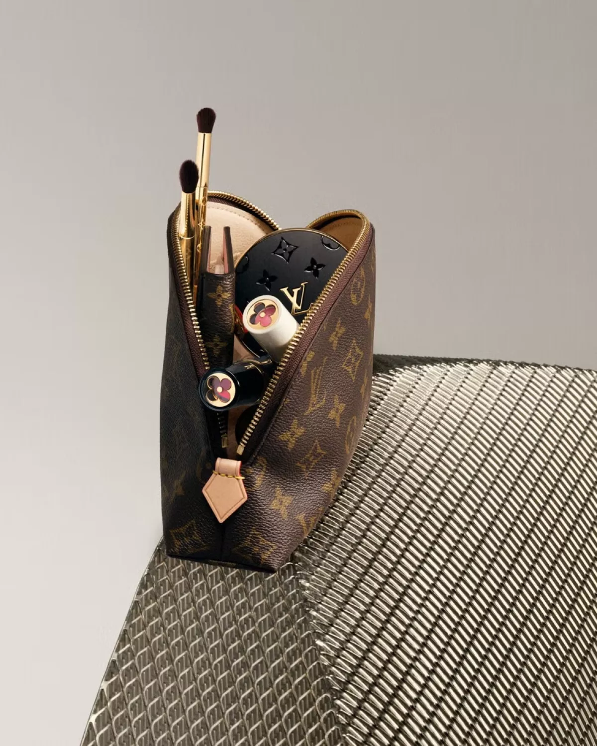 louis-vuitton-linea-maquillaje