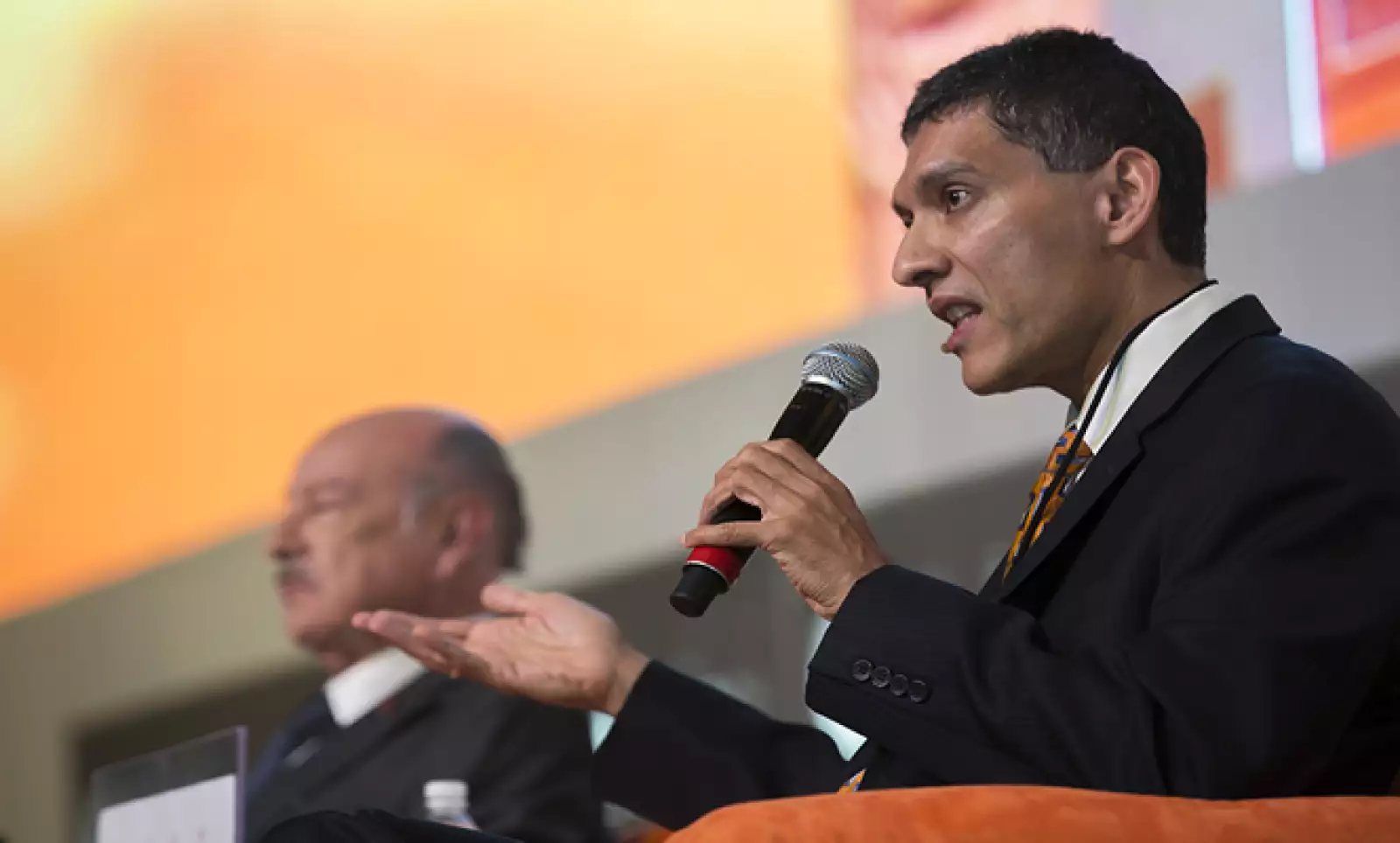 El miembro del Global Economy and Development del Brookings Institution indicó también que uno de los principales problemas que enfrentan países emergentes como México es la falta de financiamiento.