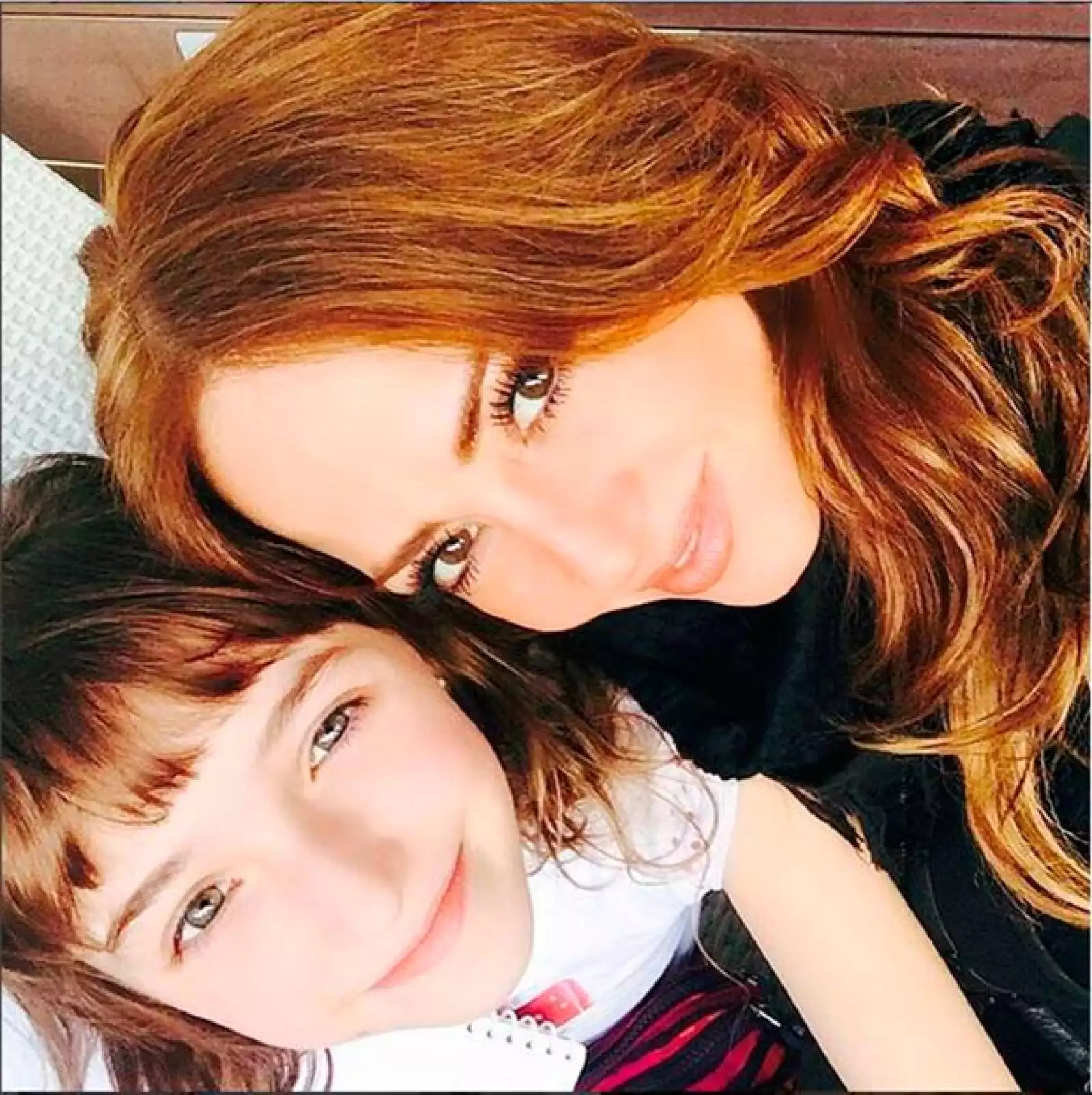 Mamá e hija, inseparables.