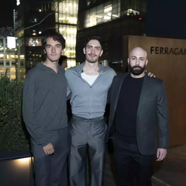 080824FERRAGAMOCOLECCION14.jpg