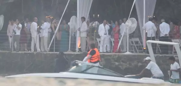 La seguridad en torno al sitio en que ocurrió el enlace fue extrema.
