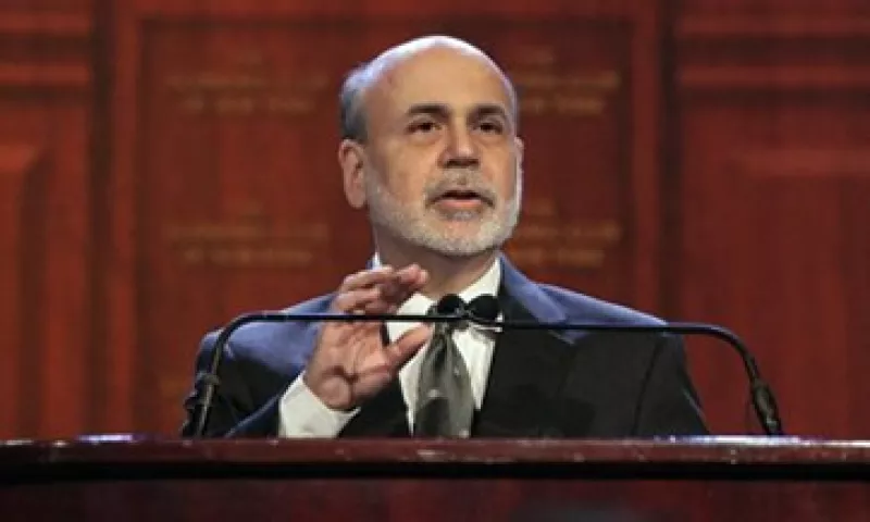 Ben Bernanke, presidente de la Fed, dijo que los umbrales ayudarán a cómo va a evolucionar la economía de EU.   (Foto: Reuters)