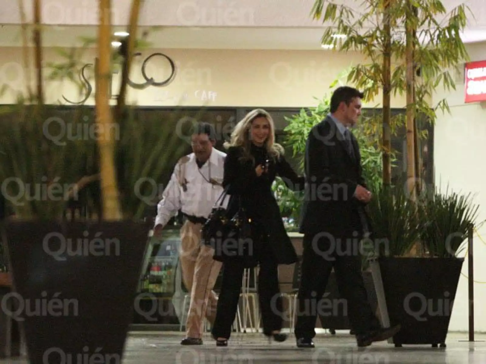 Viajará los fines de semana a Los Ángeles para poder dedicarle el tiempo necesario a sus hijos y los medios tendrán restricciones para entrevistarla.