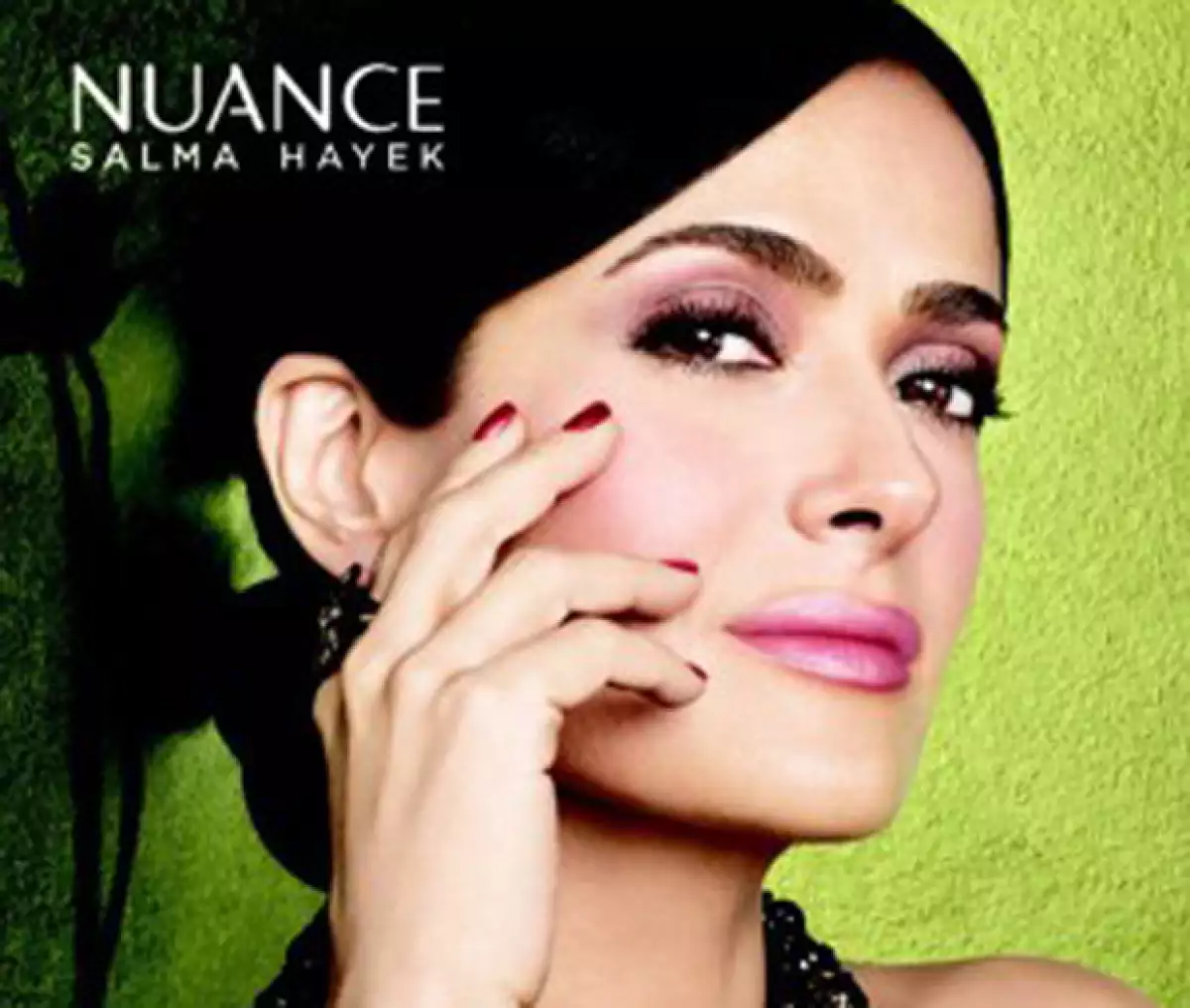 La mexicana es la imagen de un producto de belleza que usa el tepezcohuite como ingrediente principal.