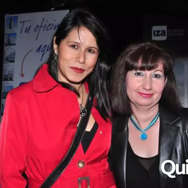 Brindis Navideño Iza Business Centers