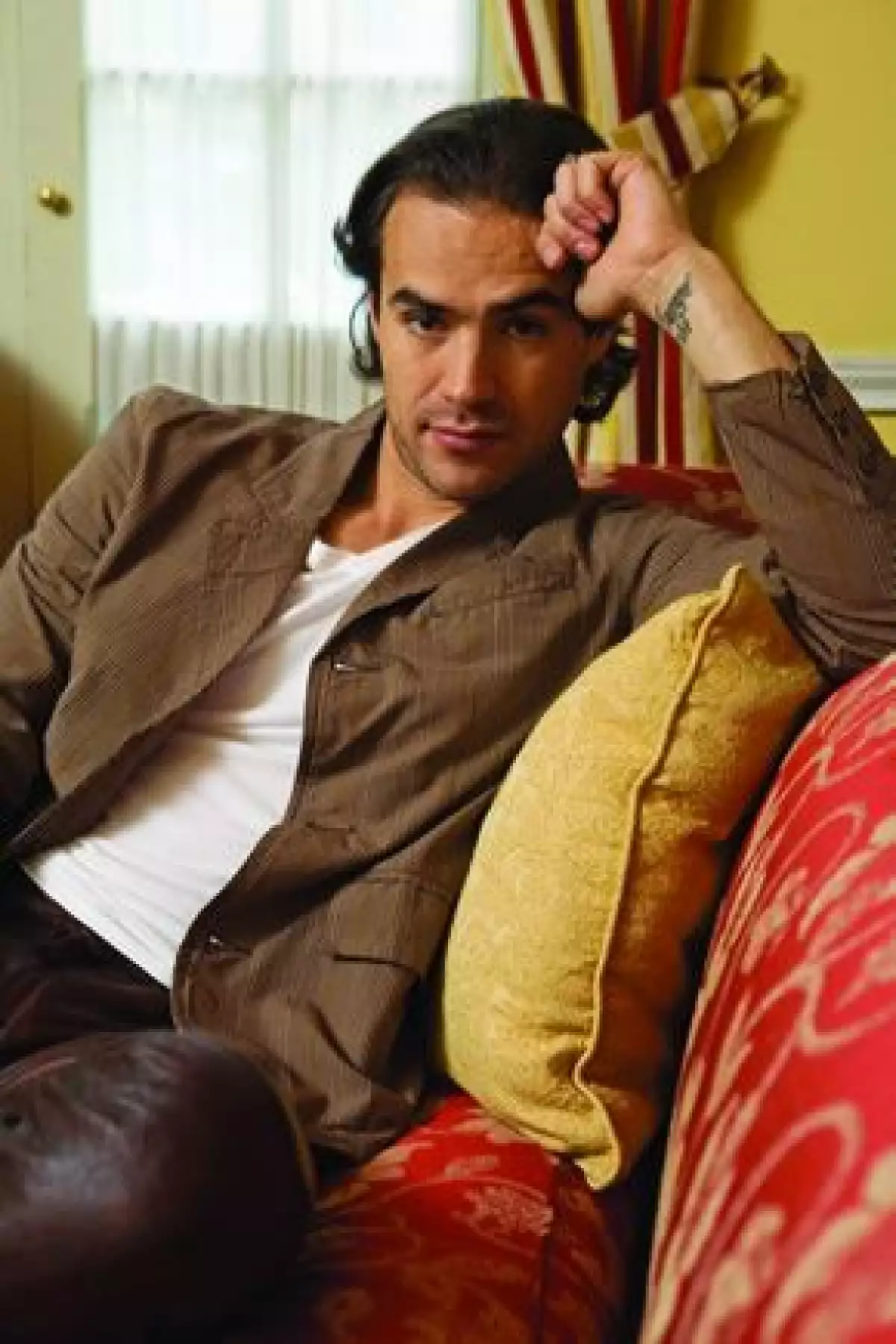 El actor y conductor cuenta, por primera vez, por qué decidió separarse de Mayrín Villanueva. “Ya no te amo más”, le dijo a finales de enero de este año.