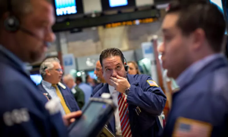 El Dow Jones avanzó 0.59%, mientras que la Bolsa mexicana permaneció cerrada por el feriado en México. (Foto: Reuters)