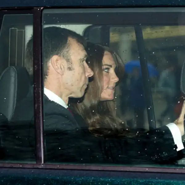 Kate y Guillermo llegaron en autos separados.