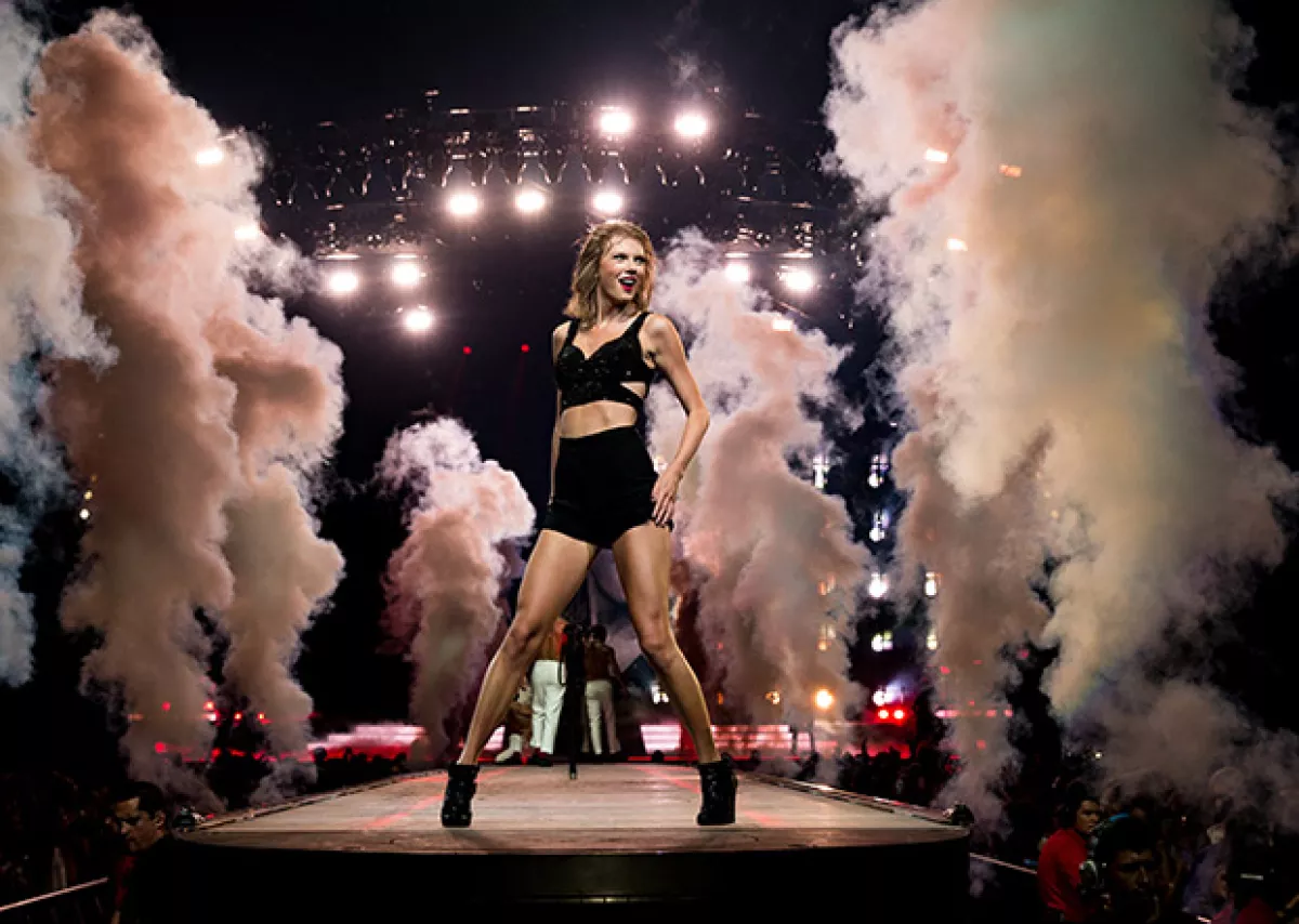 Las personas involucradas en los conciertos de Taylor son numerosas, para lograr espectaculares shows.