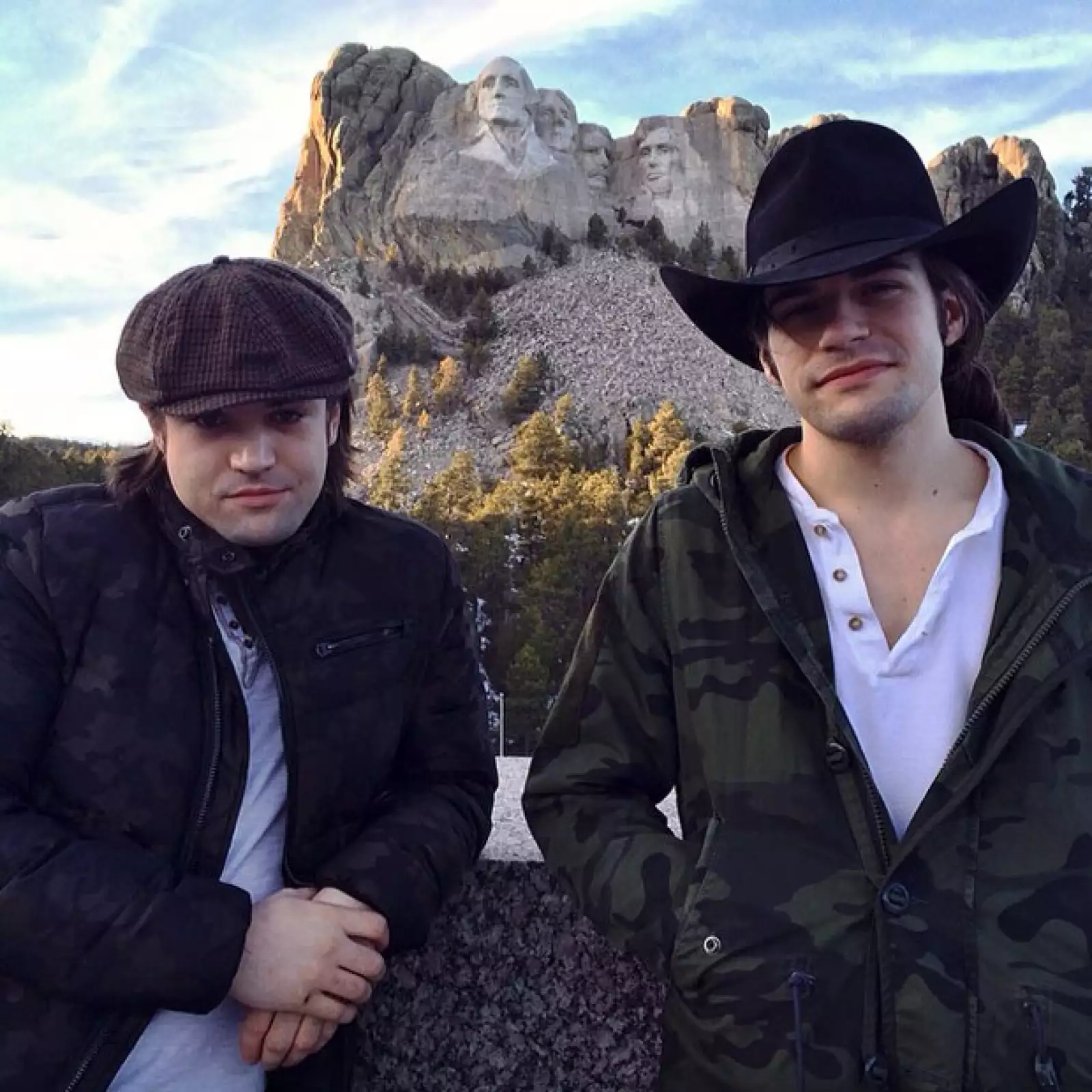 Reid y Neil Perry son el lado masculino de The Band Perry, y su look indie rock los hace ser hot para todos los gustos.