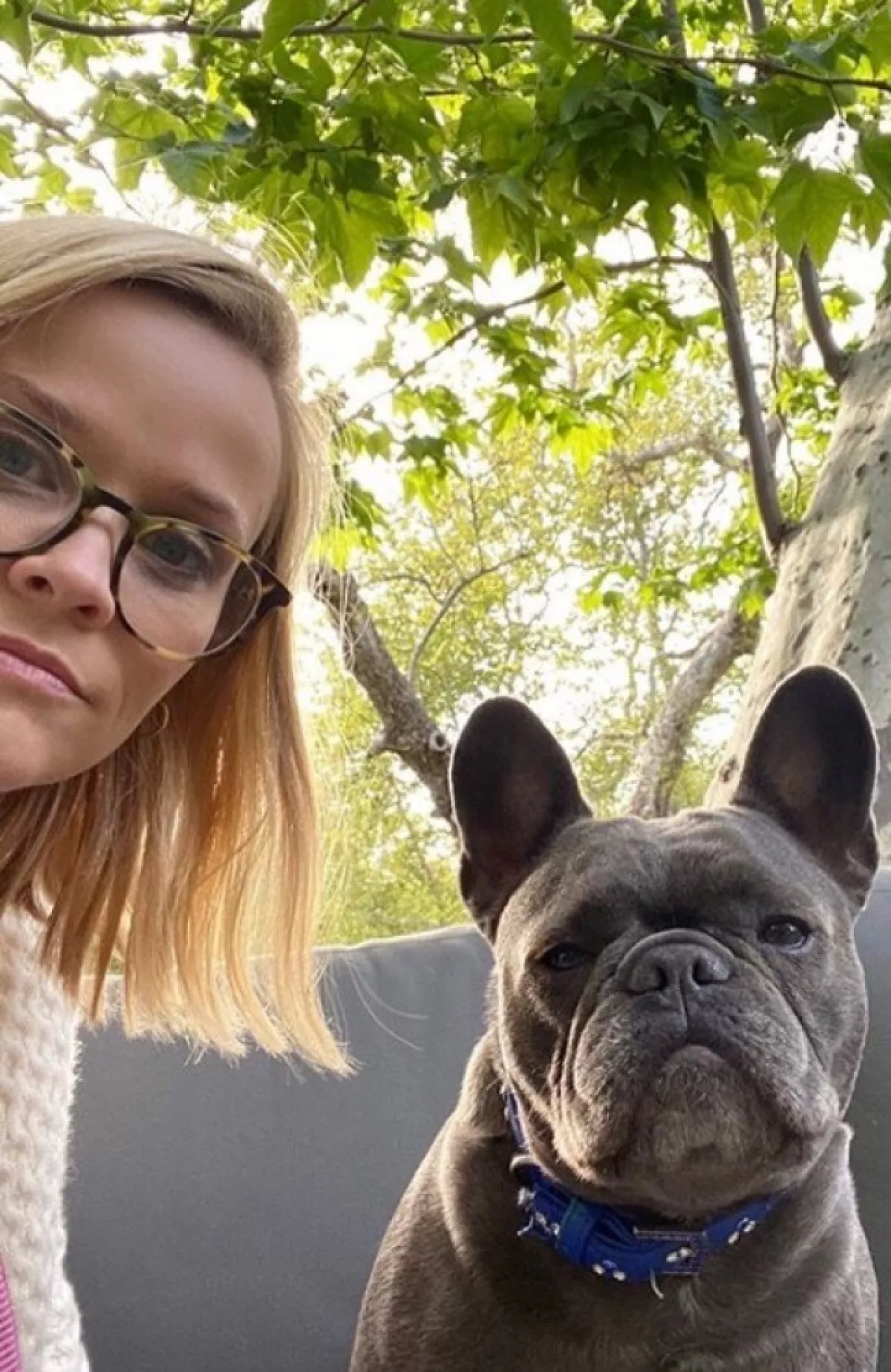  Reese Witherspoon y Pepper.