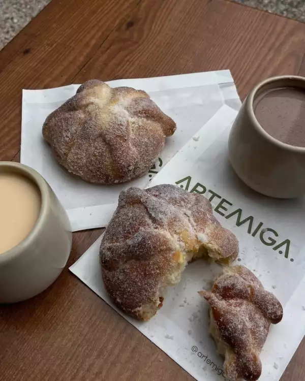 artemiga-cafe.jpg