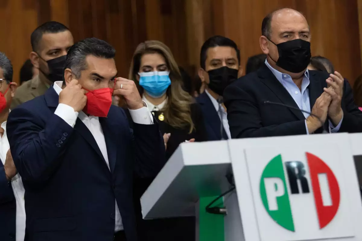 revolucionario-institucional