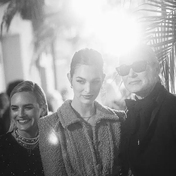 45_Nathalie_LOVE_Laura_LOVE_Lisa_LOVE_CHANEL_Charles_FINCH_PreOscarsDinner_2020_LD.jpg