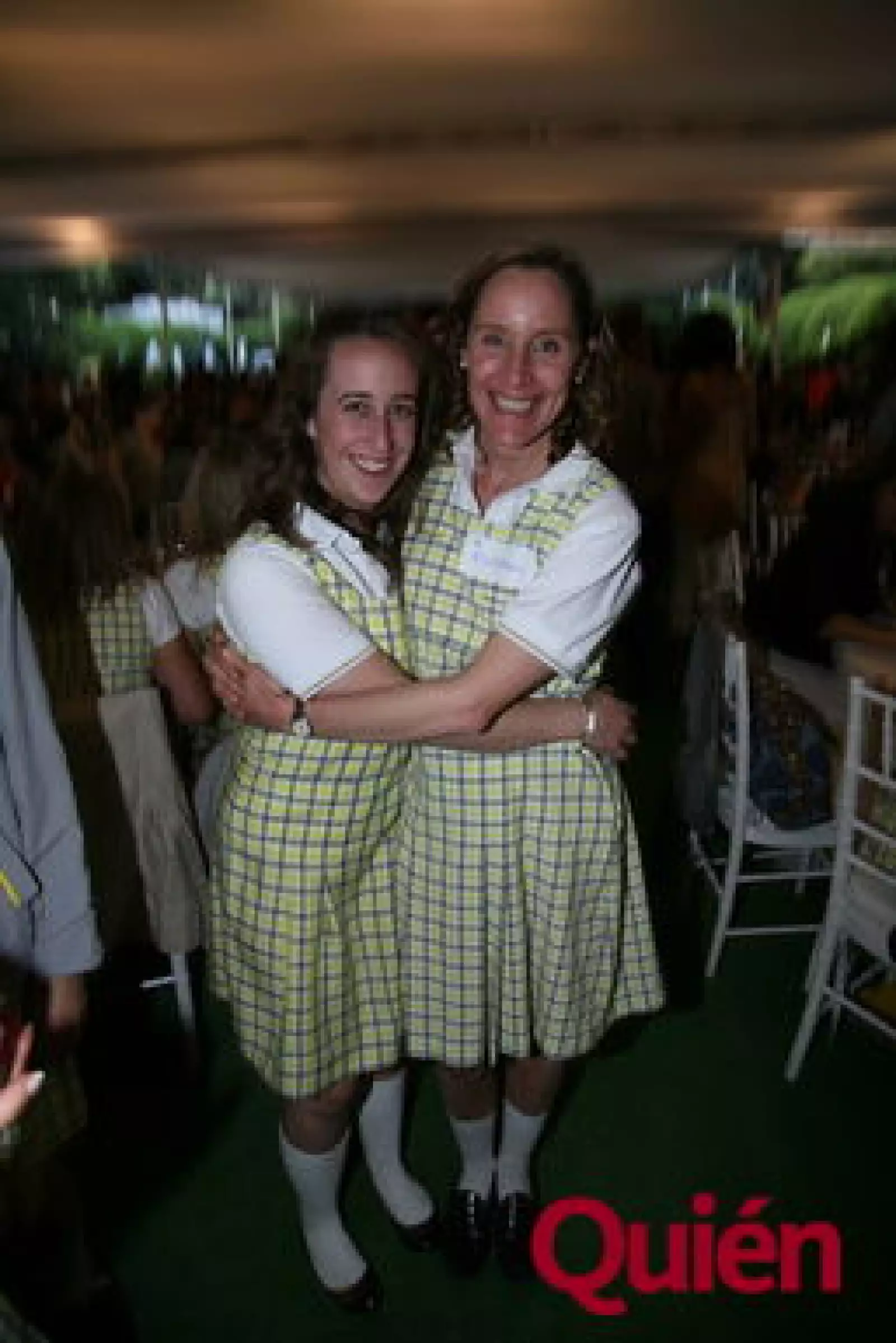 Eugenia Suarez, Sofia Suarez