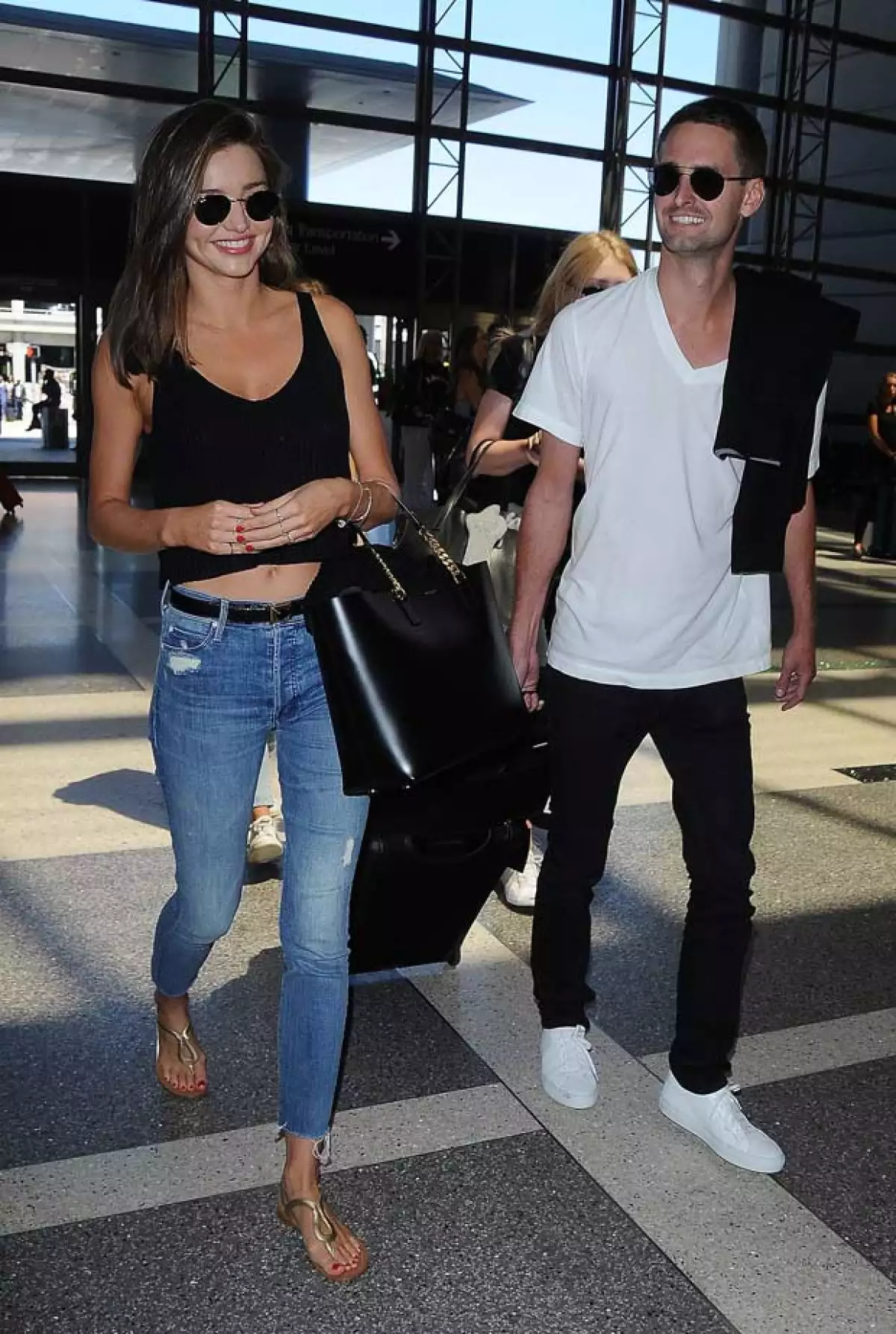 Por su parte Miranda ha encontrado de nuevo el amor con el co-fundador de Snapchat, Evan Spiegel.