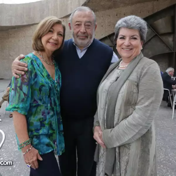 Amparo Lara,Antonio García Mondragón,Martha Medellín