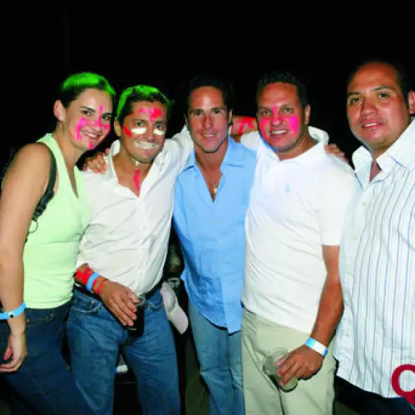 Adrinana Vargas, Alejandro Basteri, Mario Dominguez, Christian Ramirez, Raymundo Castelum