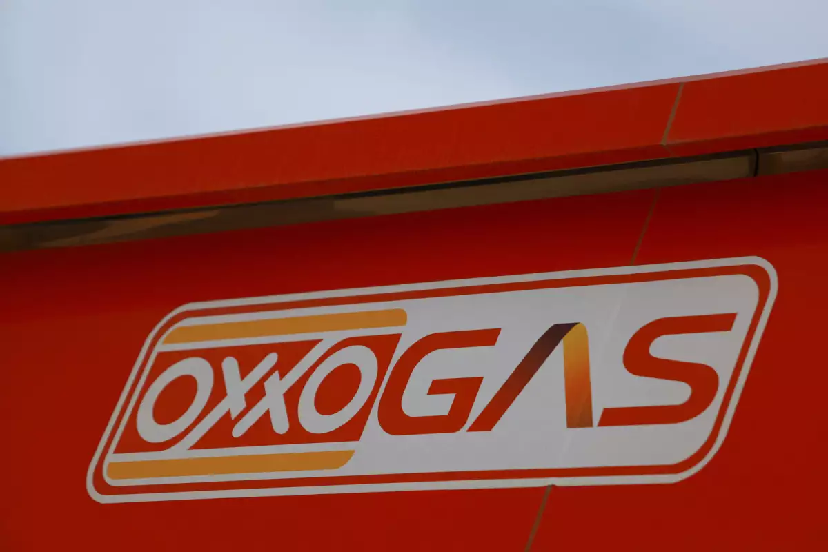 Femsa reabre tiendas y gasolineras Oxxo en Nuevo Laredo, Tamaulipas