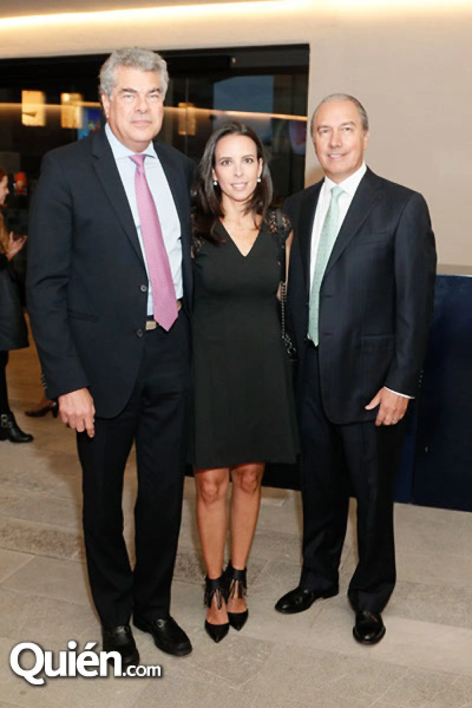 Mauricio Amodio con Alejandra y Héctor Hernández Pons