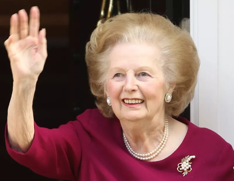 A los 87 años de edad, la ex primera ministra británica falleció debido a una apoplejía.