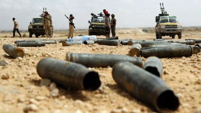 rebeldes libios en las afueras de sirte