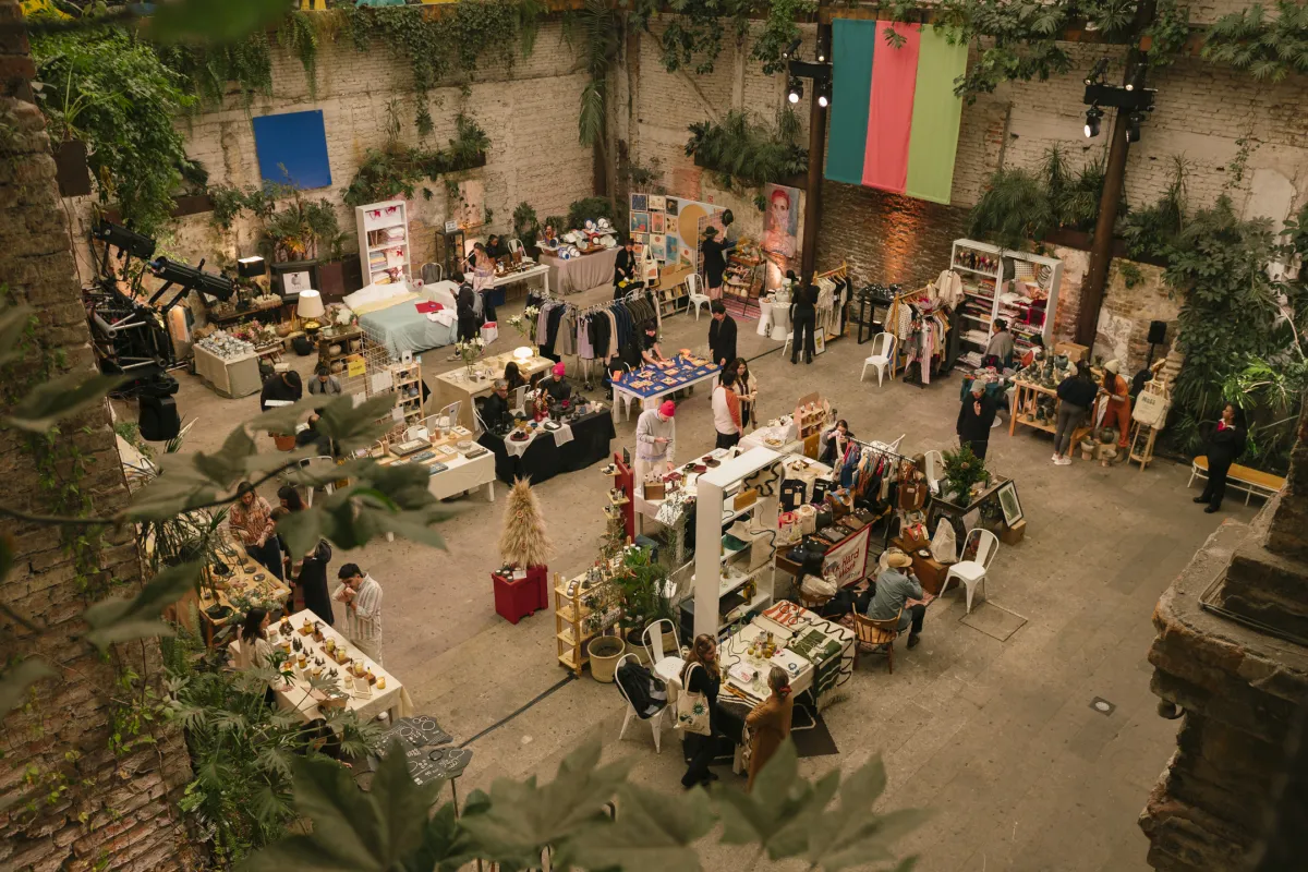 Hecho Pop-up
