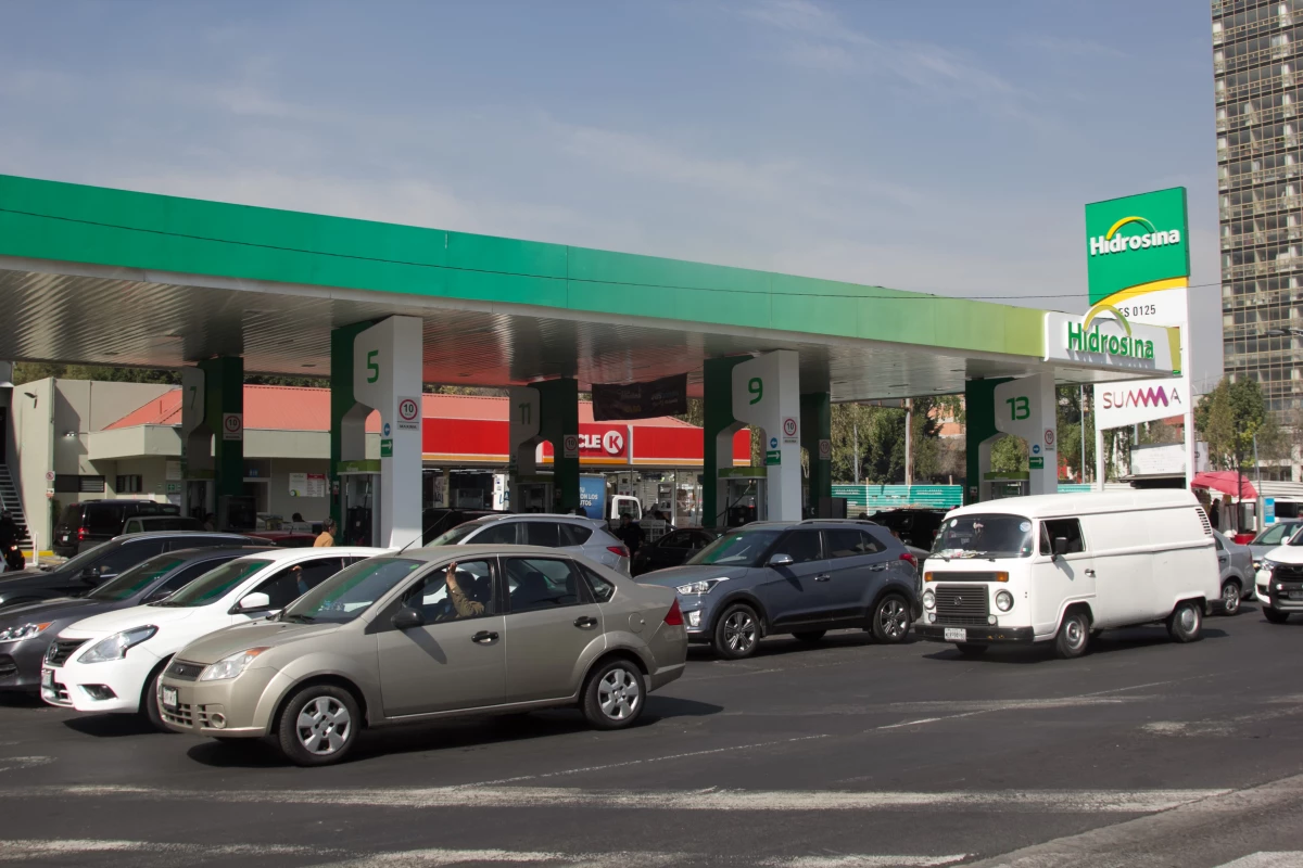 CRE agiliza permisos al sector energético