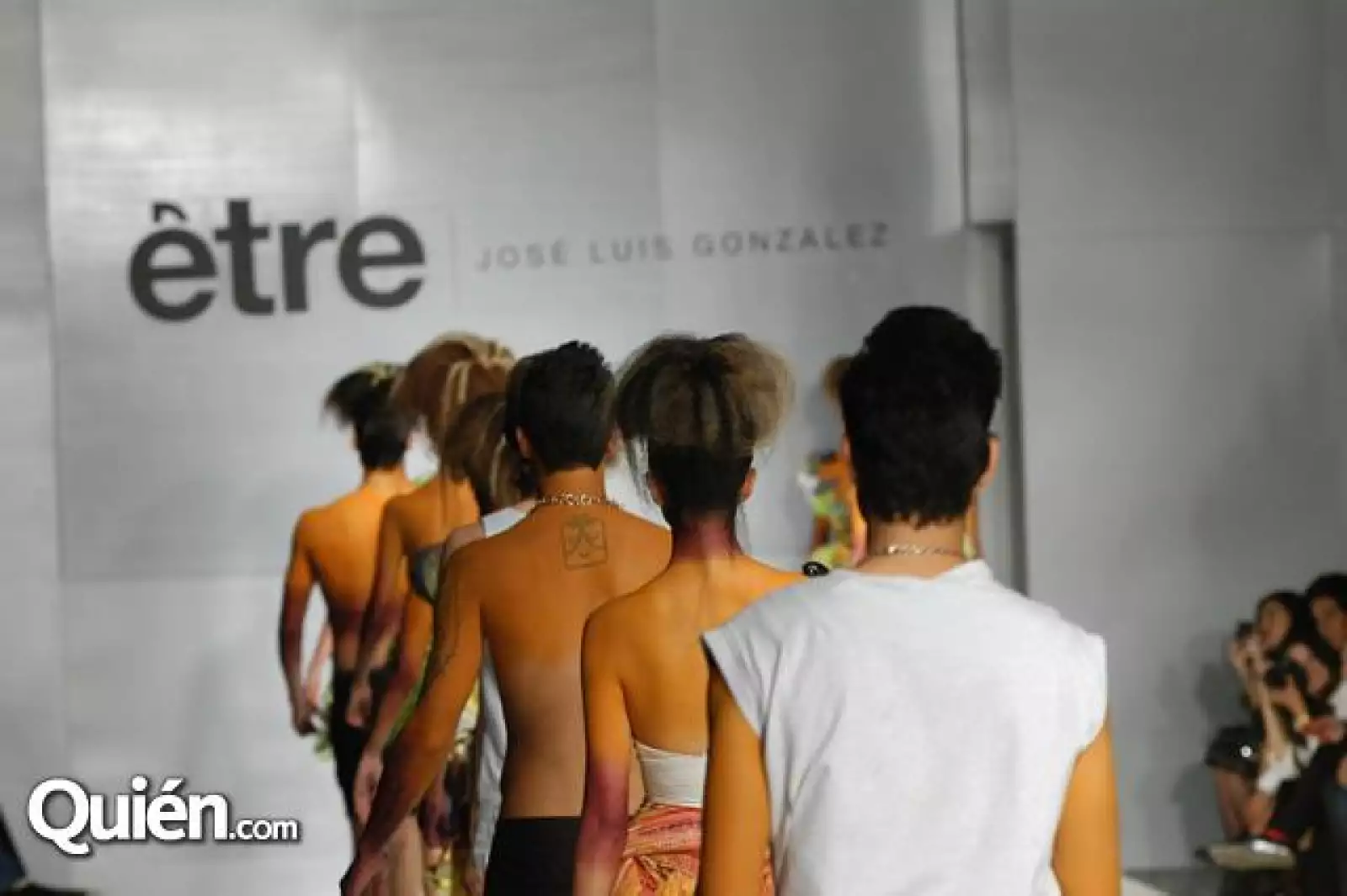 IDM Desfile Etre