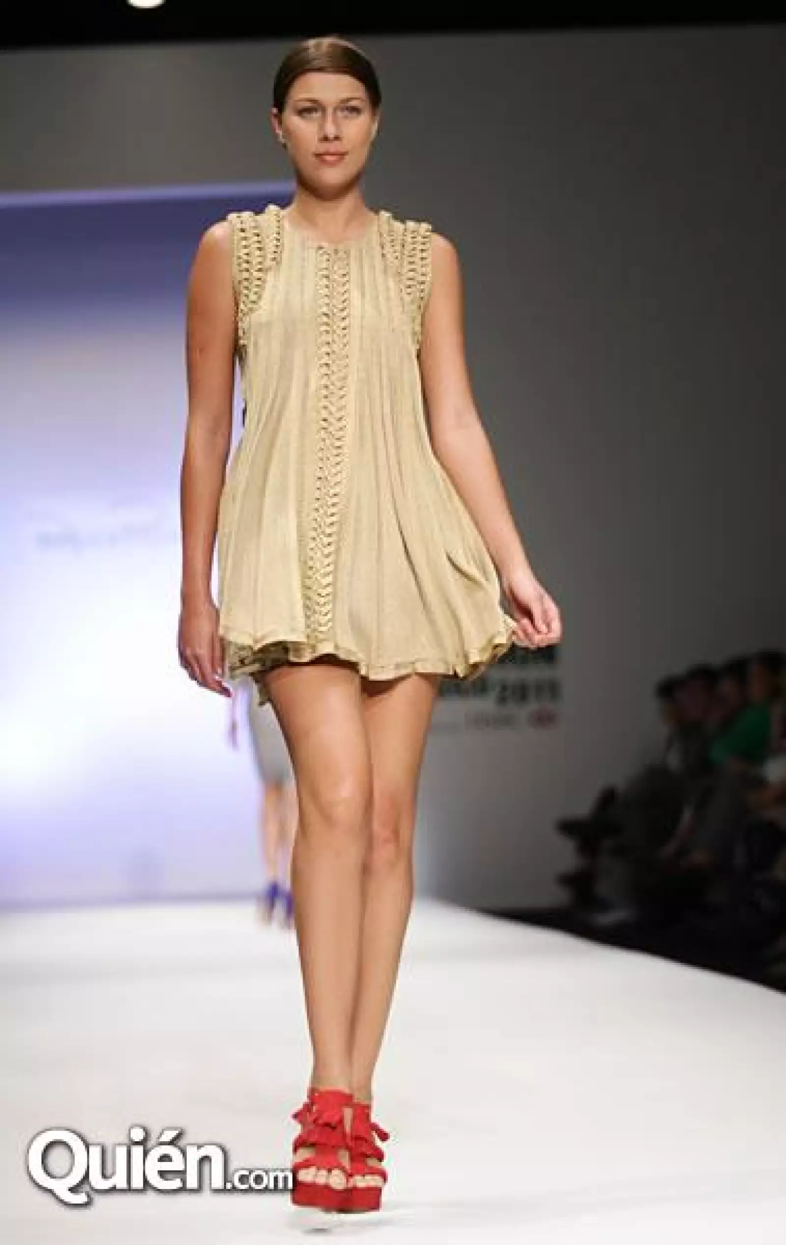 MBDF Pasarela Pepa Pombo