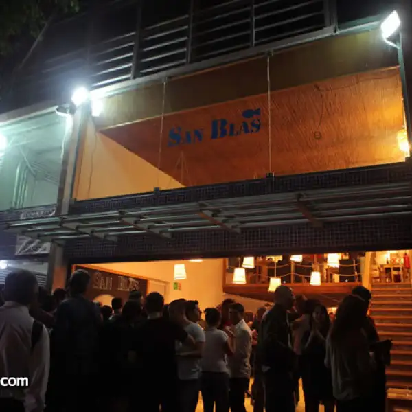Esta es la fachada del chic lugar.
