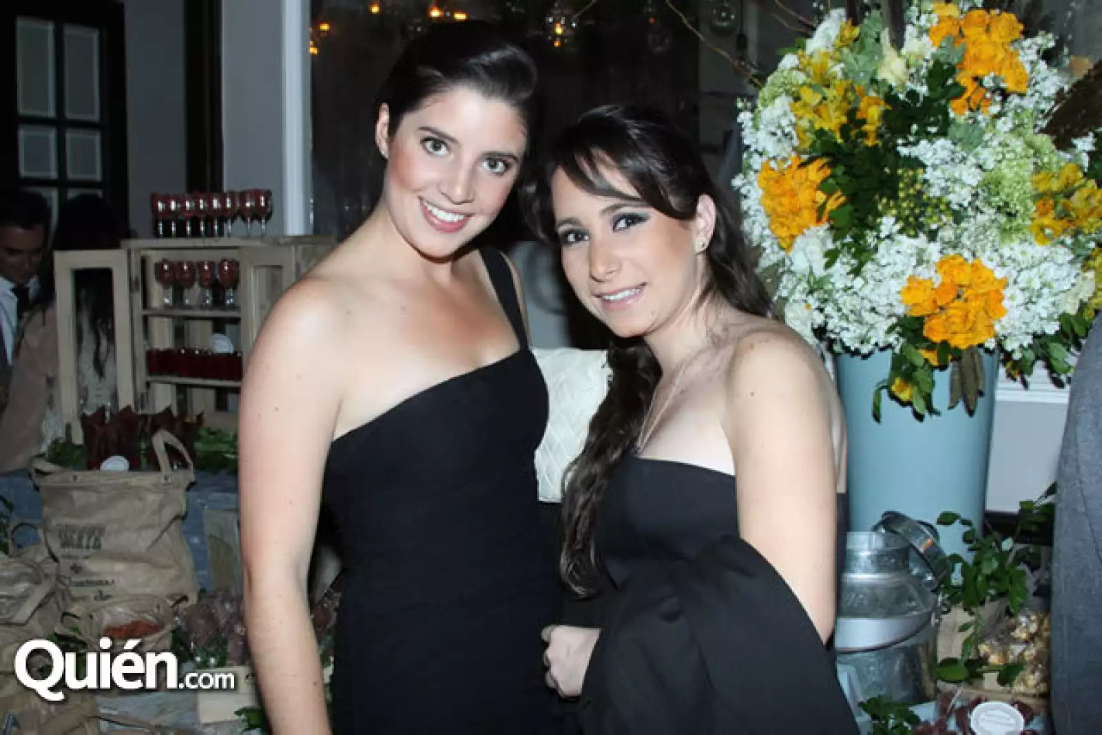 Paola Vilchis,Nuría Ávila