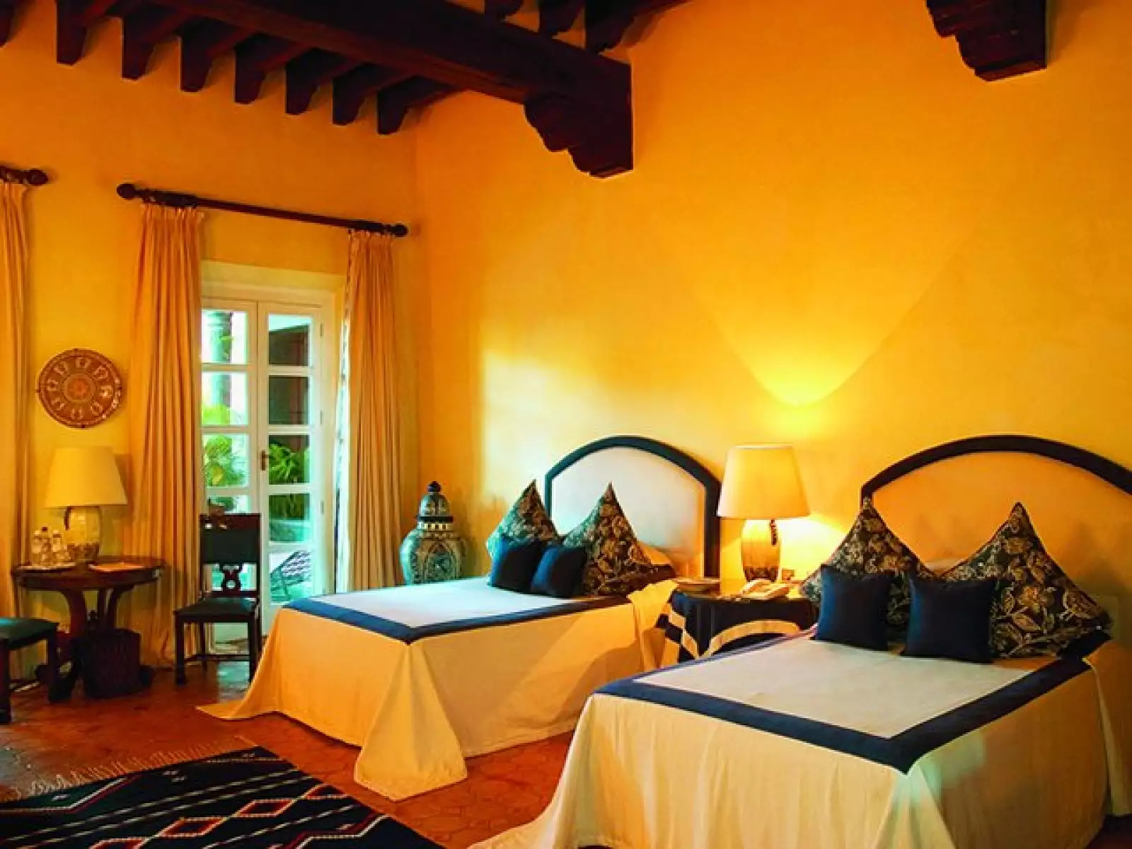 HACIENDA SAN ANTONIO. Los amenities son orgánicos y están enfrascados en vidrio soplado 100% reciclable.