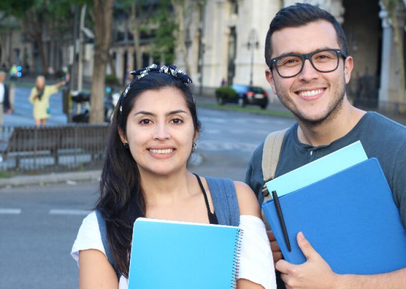 estudiantes universitarios