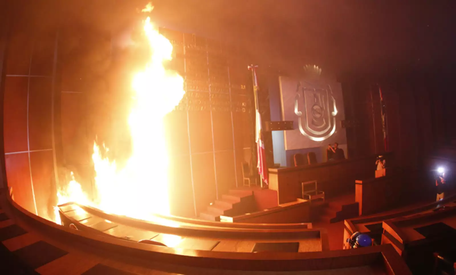 El contingente arribó al Congreso a las 14:20 horas aproximadamente, según la Secretaría de Seguridad Pública de Chilpancingo.