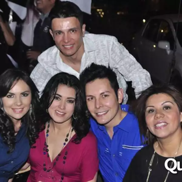 7º Aniv. de Manuel y Edgar Peluquería