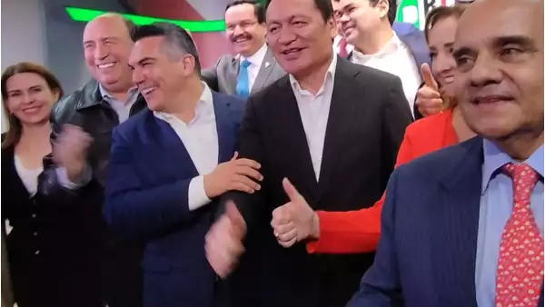 Reunion alito moreno-osorio chong