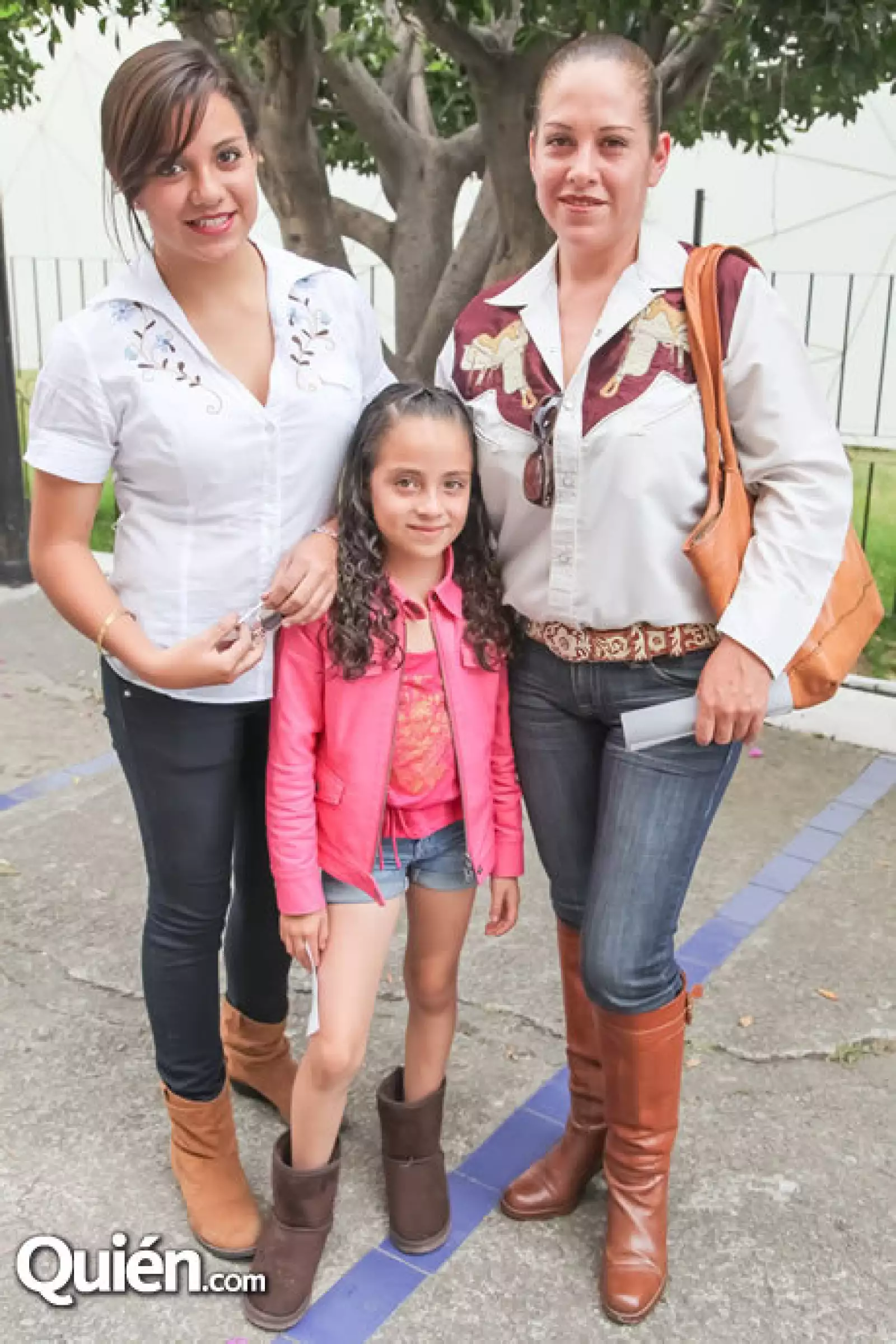 Abby Bonilla,Miroslava Bonilla,Juliana Bonilla