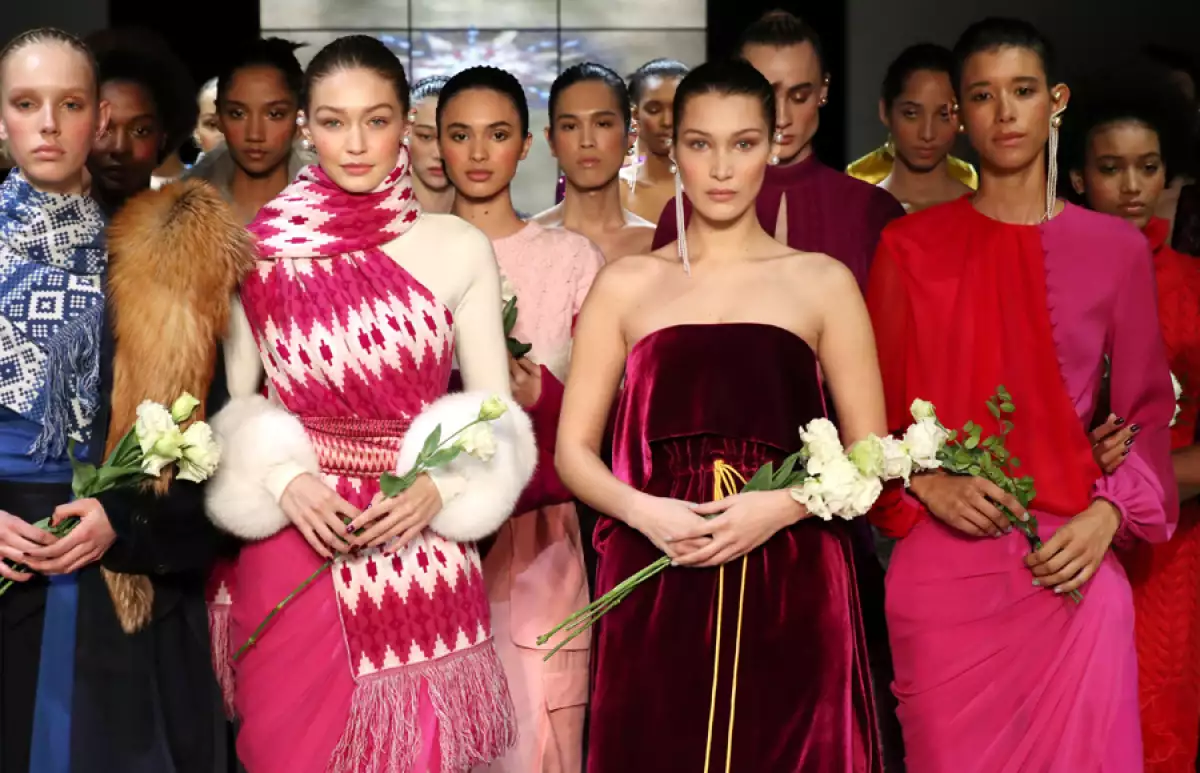 Hadid-Bella-Gigi-Prabal-Gurung-00