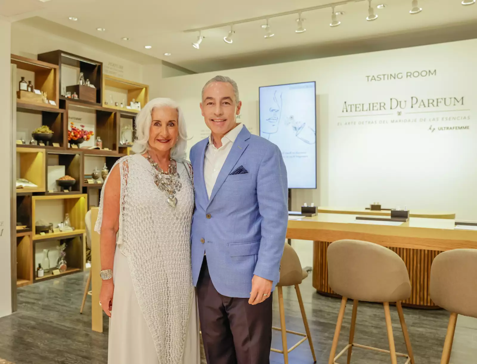 Elena Villarreal y José García.jpg