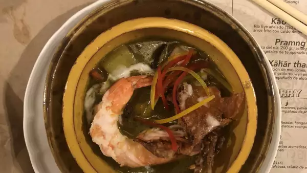 suuwaii condesa curry verde
