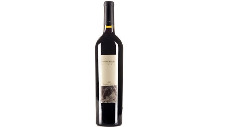 Vino de Piedra 2006, el más reconocido de la bodega Casa de Piedra