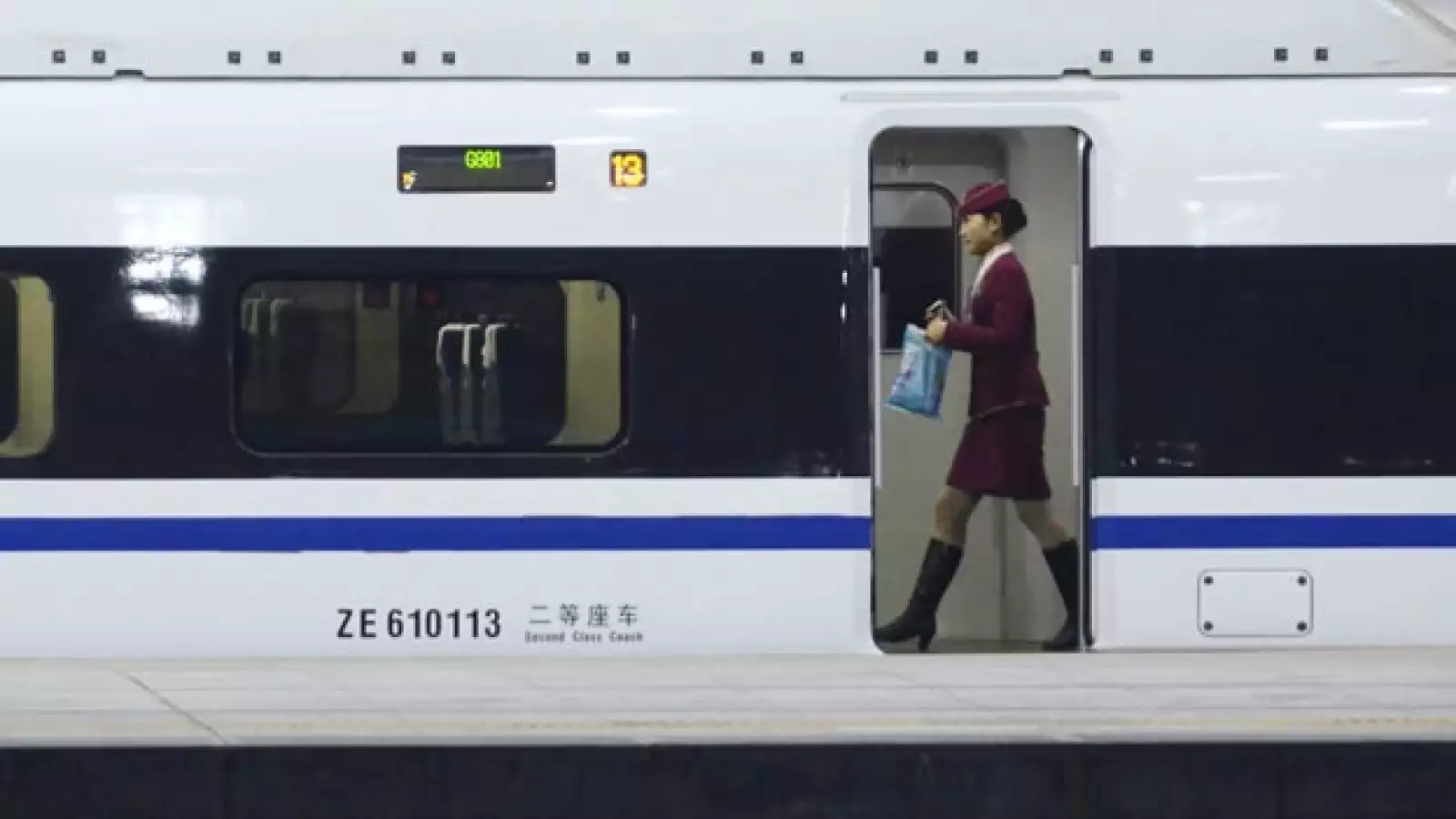 China presenta su nuevo tren bala